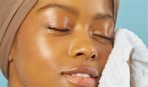 Is satin good for OILY skin?