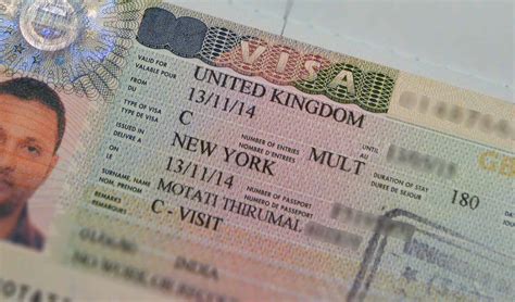 Is surname mandatory for UK visa?
