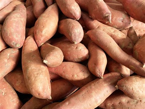 Is sweet potato bad to eat at night?