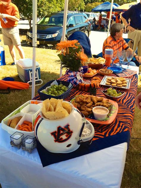 Is tailgate food free?