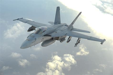 Is the F-18 loud?