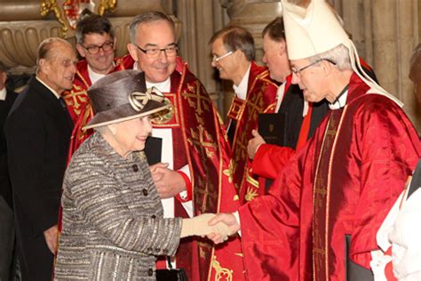 Is the Queen of England Episcopal?