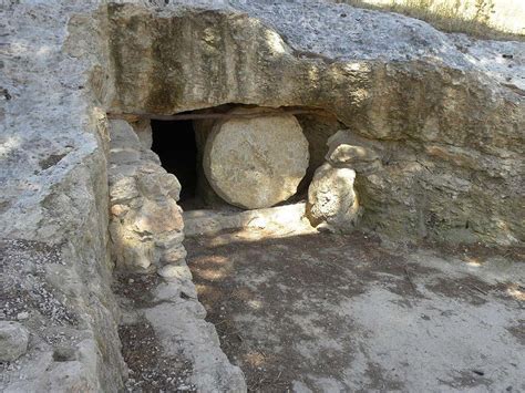 Is there archeological proof that Jesus existed?