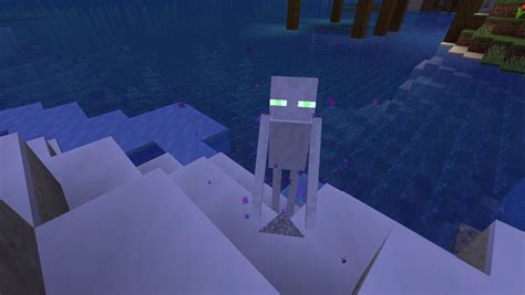 Is there white Enderman in Minecraft?