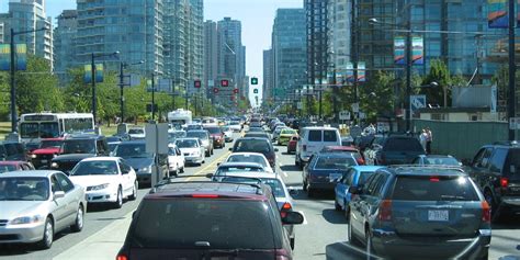 Is traffic worse in Vancouver or Toronto?