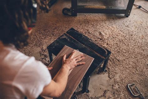 Is treated wood dust toxic?