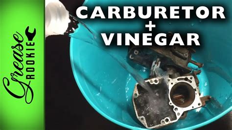 Is vinegar a good carburetor cleaner?