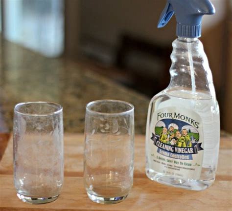 Is vinegar safe for glasses?
