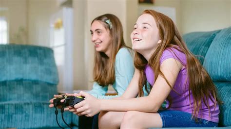 Should 7 year olds play video games?