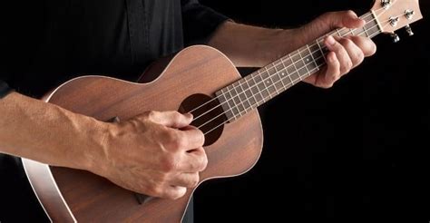 Should A beginner start with A tenor ukulele?