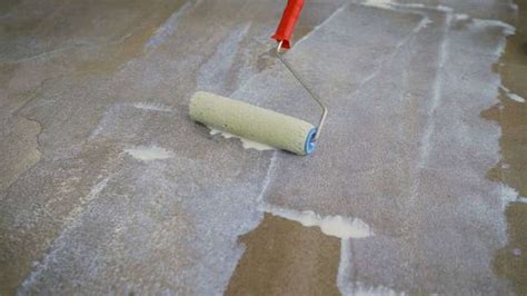 Should I seal concrete before vinyl flooring?