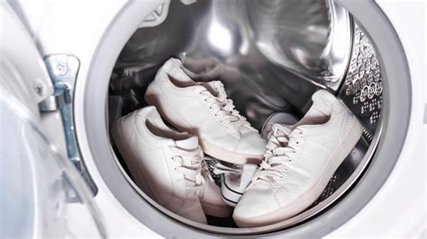 Should I spin shoes in washing machine?