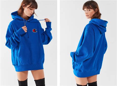 Should I wear oversized hoodies?