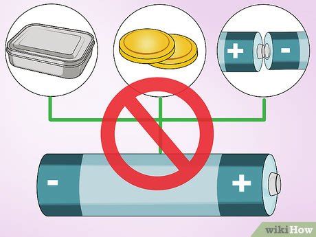 Should batteries touch each other?