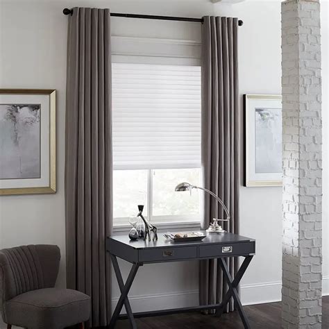 Should blinds and curtains be the same color?