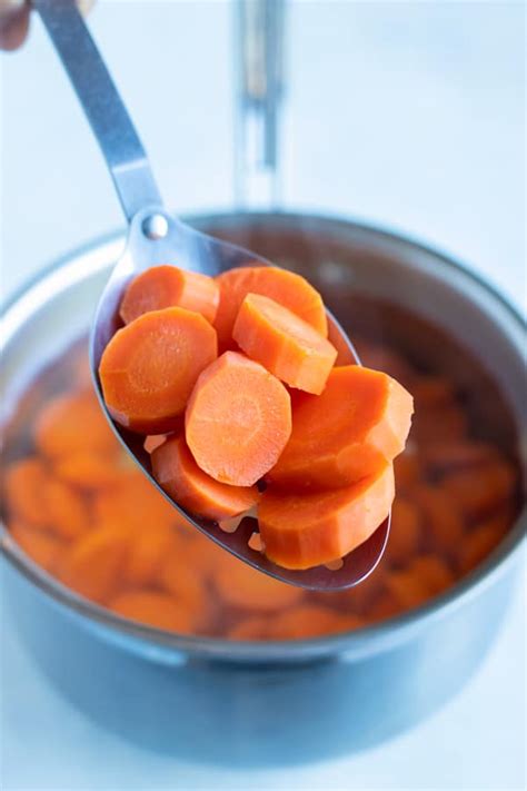 Should carrots be boiled or steamed?