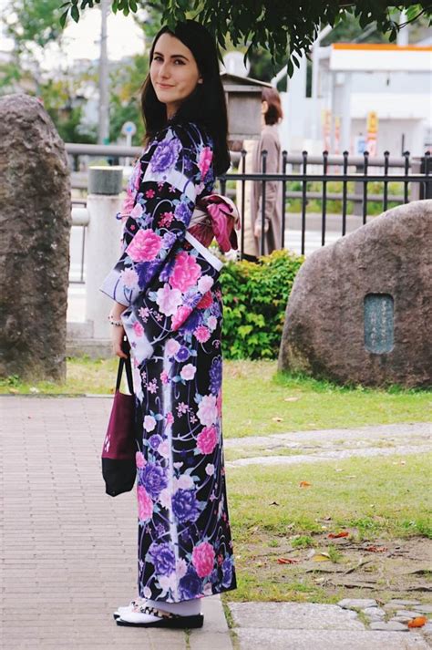 Should foreigners wear yukata?