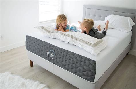 Should kids sleep on a soft mattress?