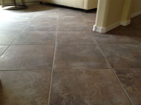Should tile floors be waxed?