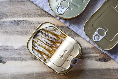 Should you eat sardines in oil or water?