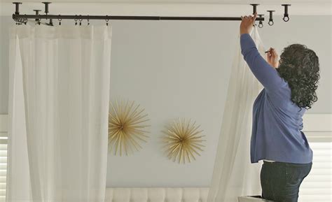 Should you hang curtains wet?
