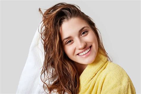 Should you wet your hair everyday?