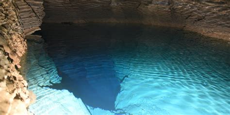 Was 2 billion year old water found?