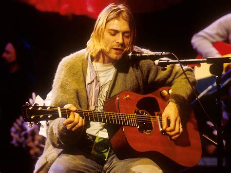 Was Kurt Cobain self taught guitar?