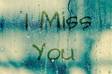 What's the difference between I miss you and I missed you?