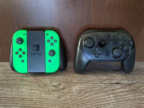 What's the difference between Joy-Con and Pro controller?