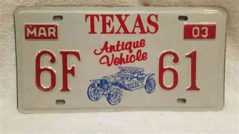 What's the difference between classic and antique plates in Texas?