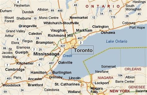 What American cities are north of Toronto?