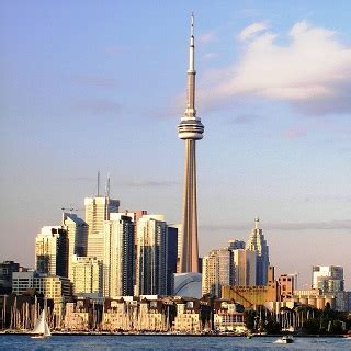 What American city is closest to Toronto?