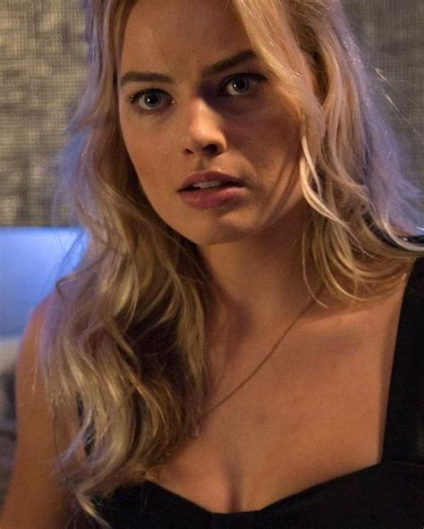 What acting school did Margot Robbie go to?