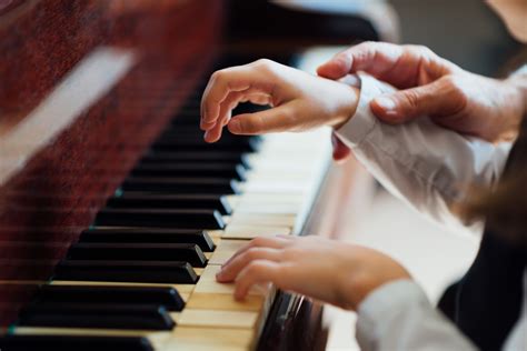 What age is it easiest to learn piano?