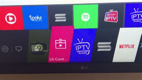 What apps does LG Smart TV have?