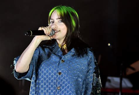 What are Billie Eilish's disabilities?