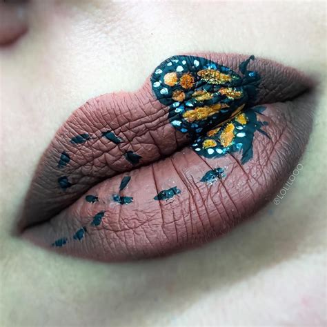 What are butterfly lips?
