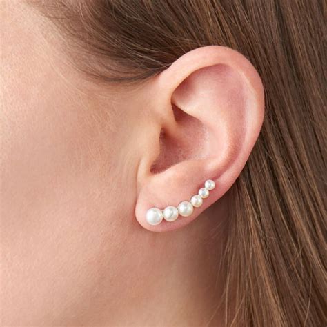 What are ear pearls?