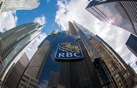 What are the 3 largest banks in Canada?