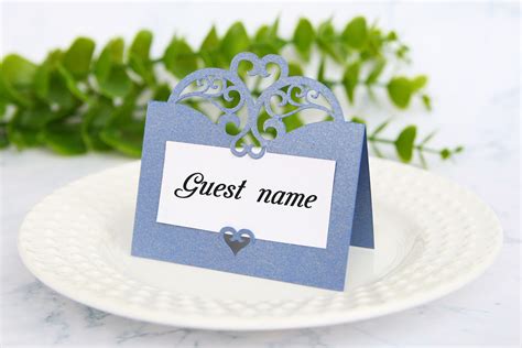 What are the different types of place cards?