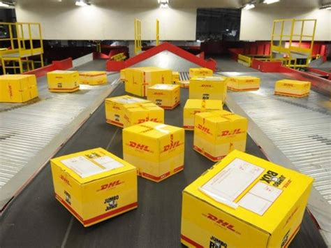 What are the disadvantages of DHL?