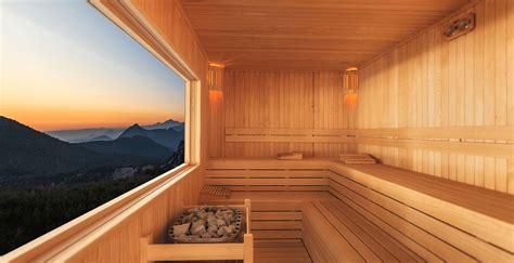 What are the disadvantages of a steam sauna?