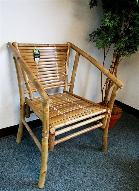 What are the disadvantages of bamboo chairs?