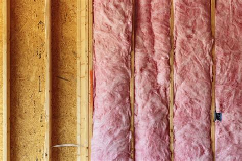 What are the disadvantages of fiberglass insulation?