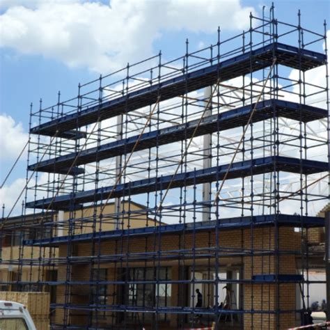 What are the disadvantages of metal scaffolding?