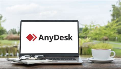 What are the limitations of AnyDesk free version?