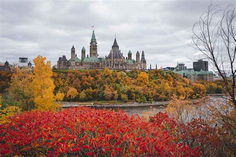 What are the most beautiful city in Canada?