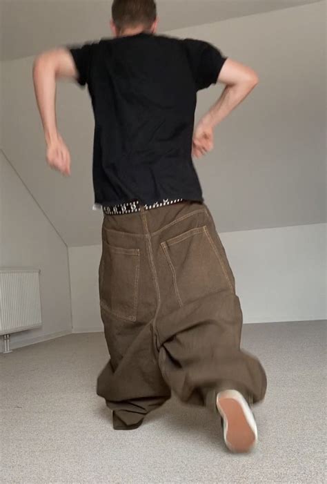 What are the really baggy pants called?