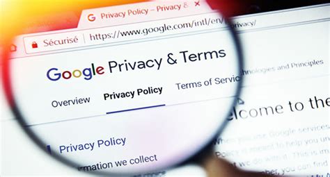 What are the three 3 major Internet privacy issues?